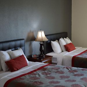 Deluxe Queen Room Two Queen Beds Non-Smoking